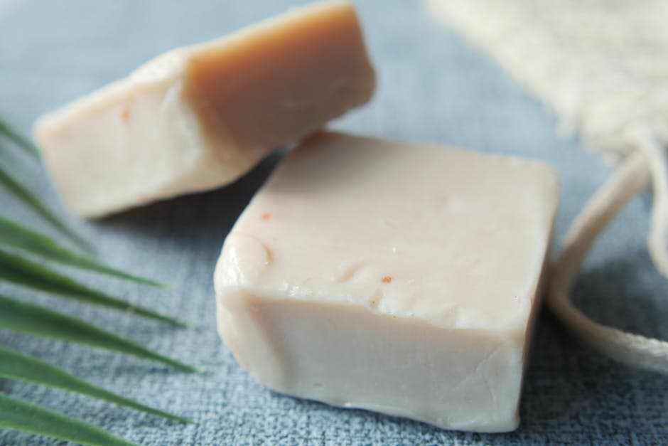 Mixing lye solution for soap making