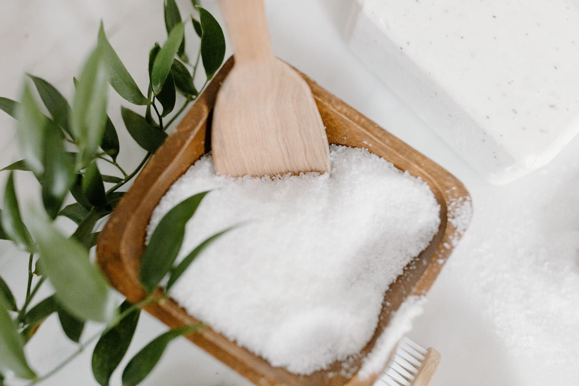 How to Make a Foot Soak That Soothes Tired, Dry Feet